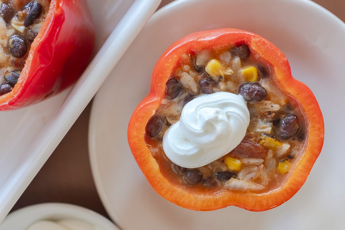 Slow Cooker Stuffed Red Peppers Tohd24 241445 Jackiealpers 13