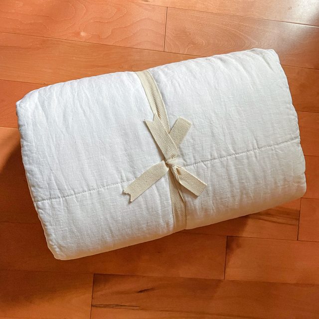 Avocado natural linen Quilt