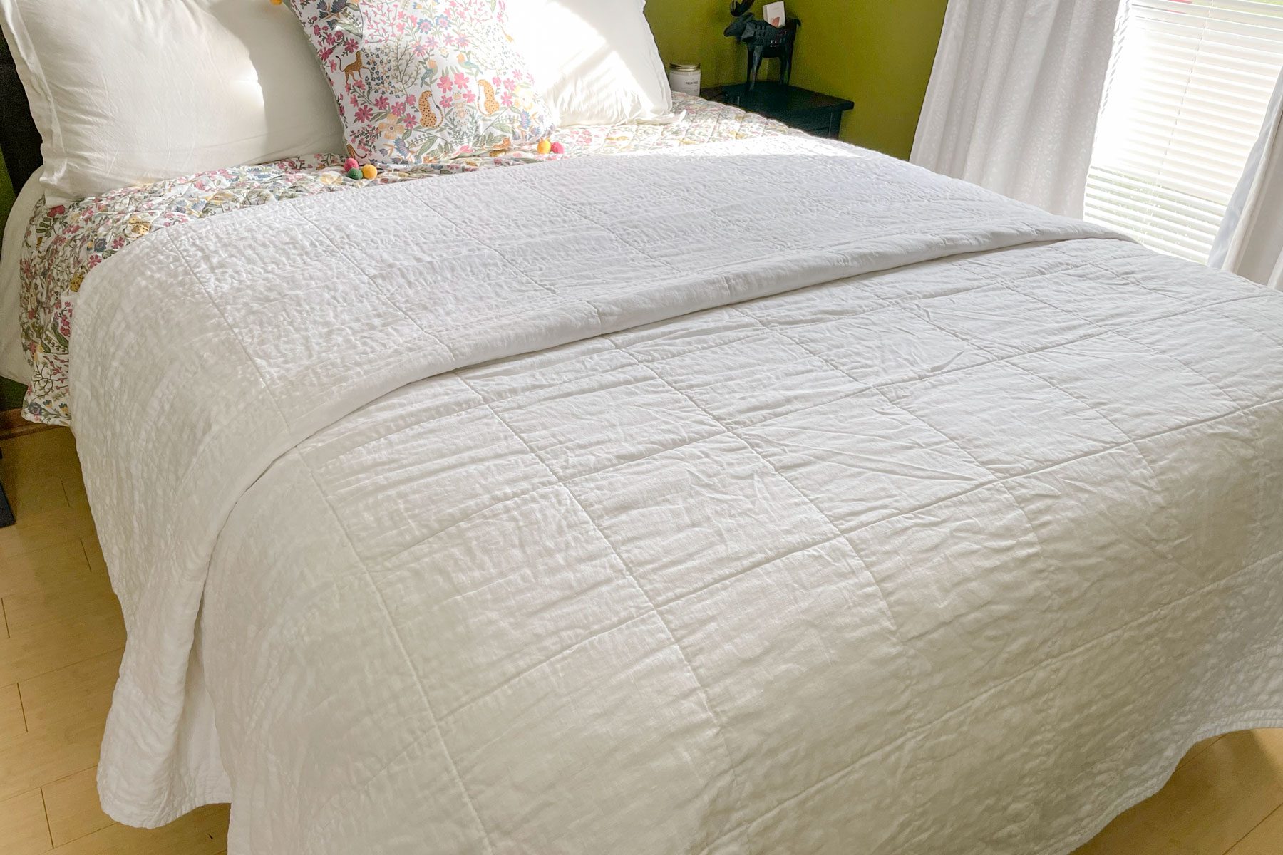 Avocado Natural Linen Quilt 