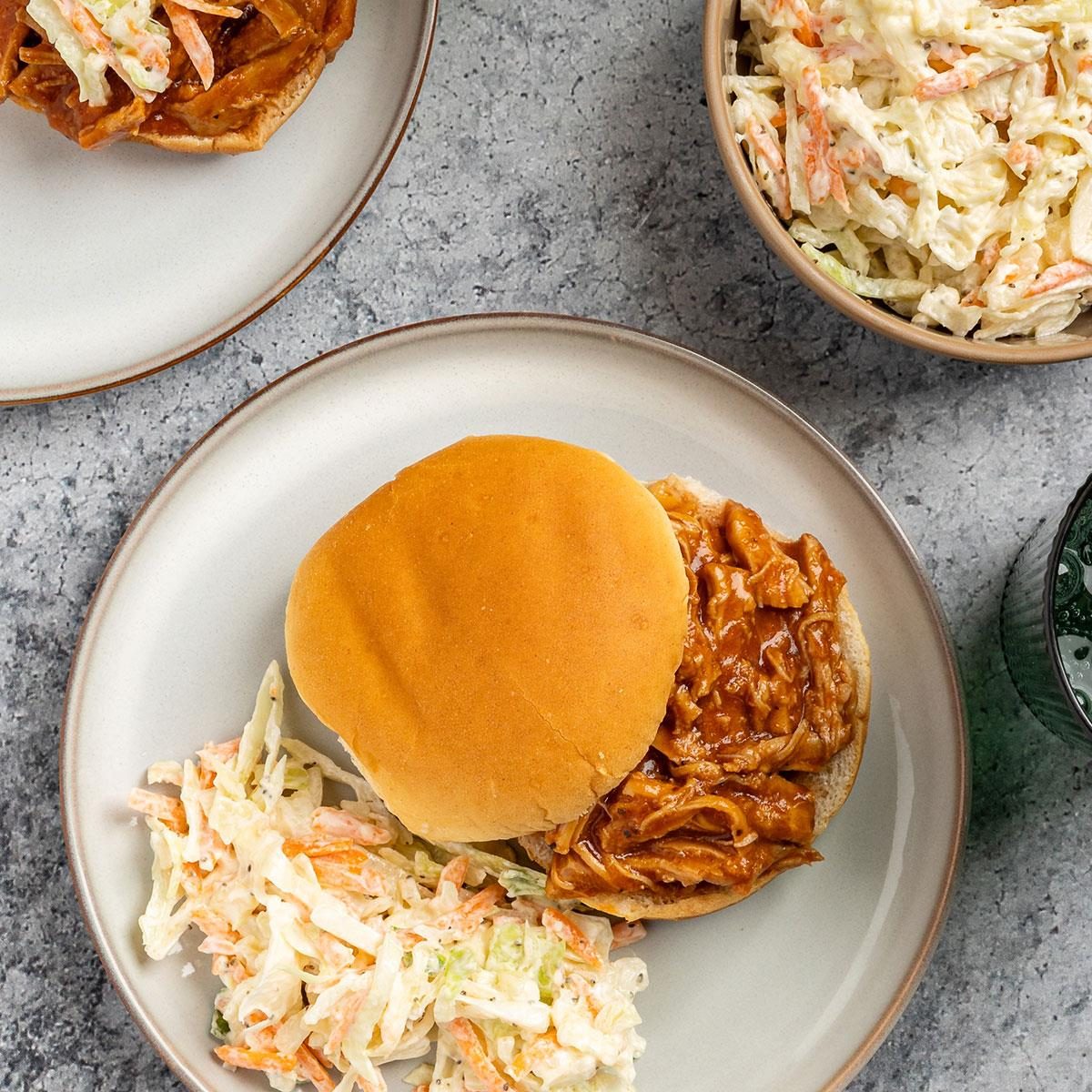 Tangy Pulled Pork Sandwiches Exps Tohd24 23772 Kristinavanni 5
