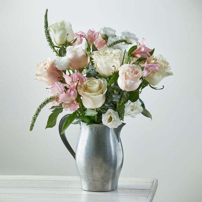 The Best Flower Delivery In 2024 Ode A La Rose Toha Flower Delivery Ef 011024 2303 Ksedit