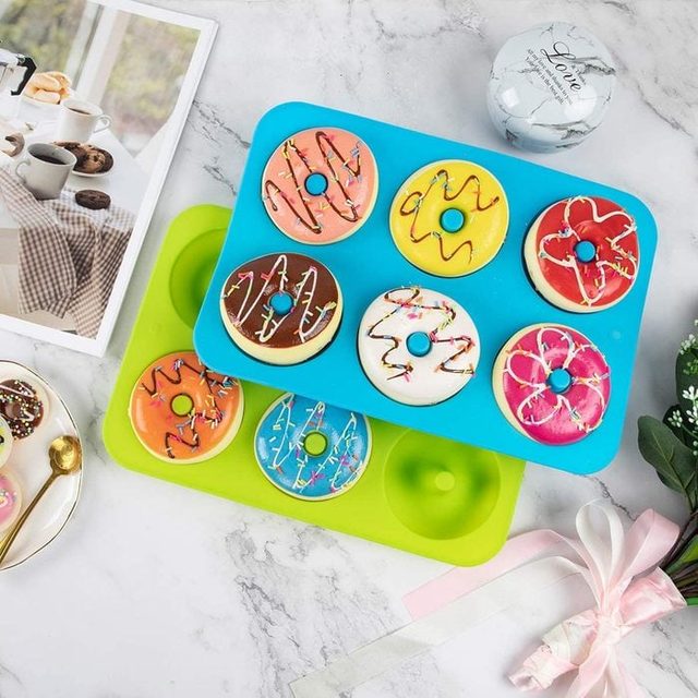 Silicone Doughnut Pan Ecomm Via Amazon