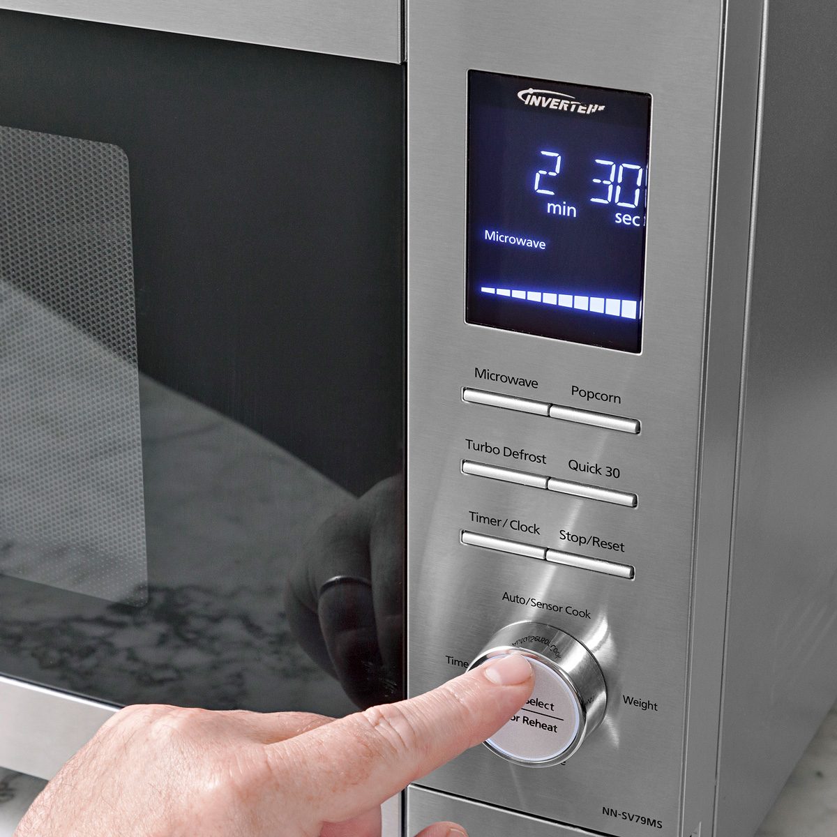 5 Foods You Should Never Microwave