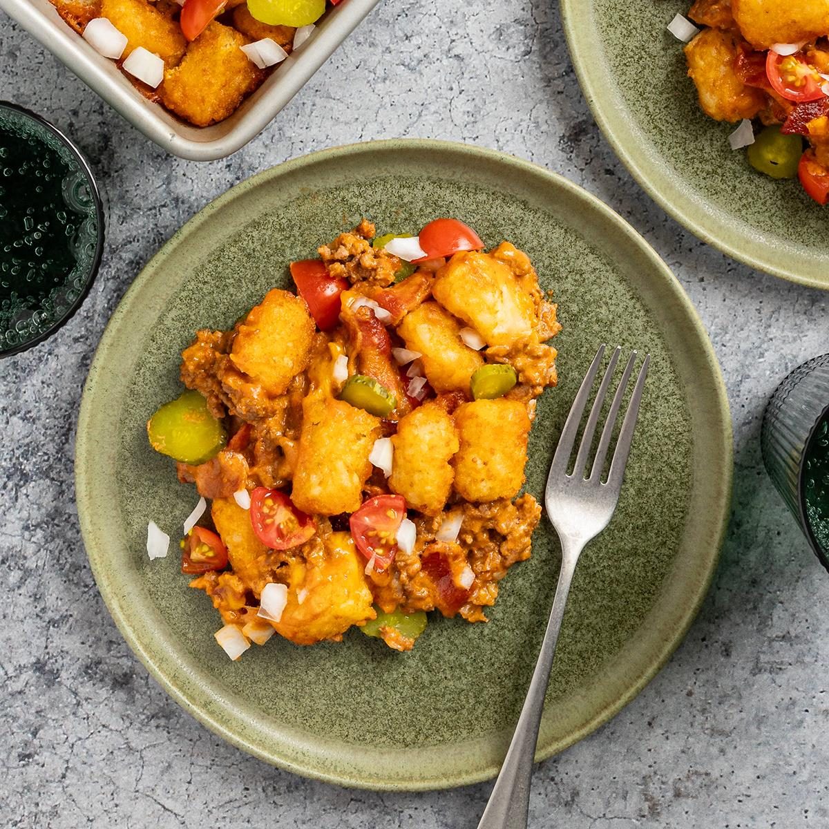 Bacon Cheeseburger Tater Tot Bake Exps Tohd24 195129 Kristinavanni 4