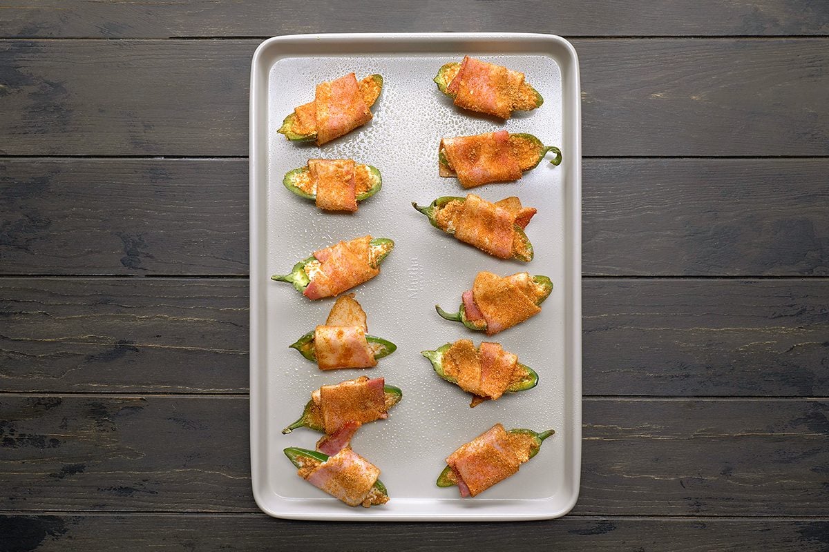 Bacon Wrapped Jalapeno Poppers Tohvs24 48050 Mr 12 10 8