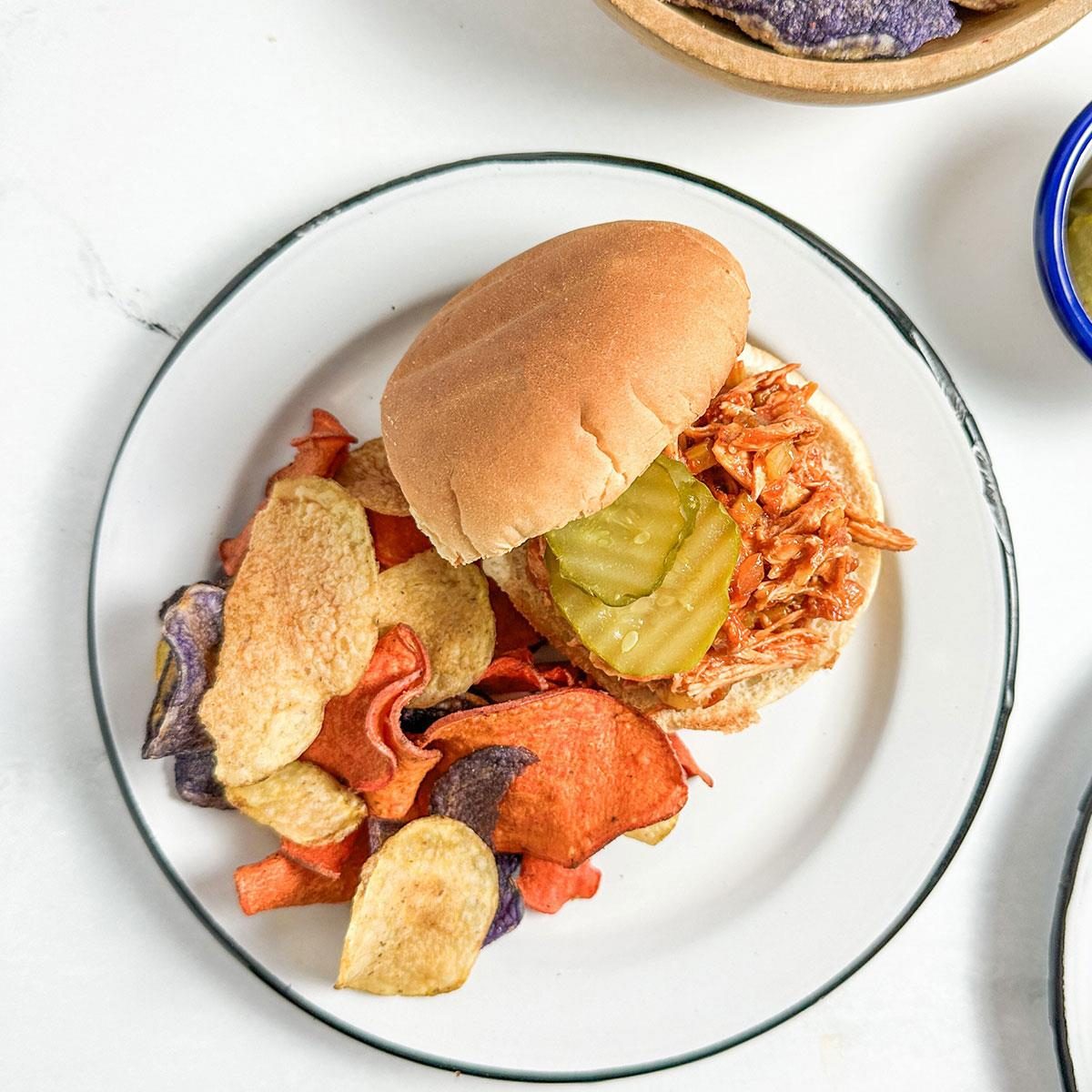 Barbecue Chicken Sandwich Exps Tohd24 18430 Sherisilver 1