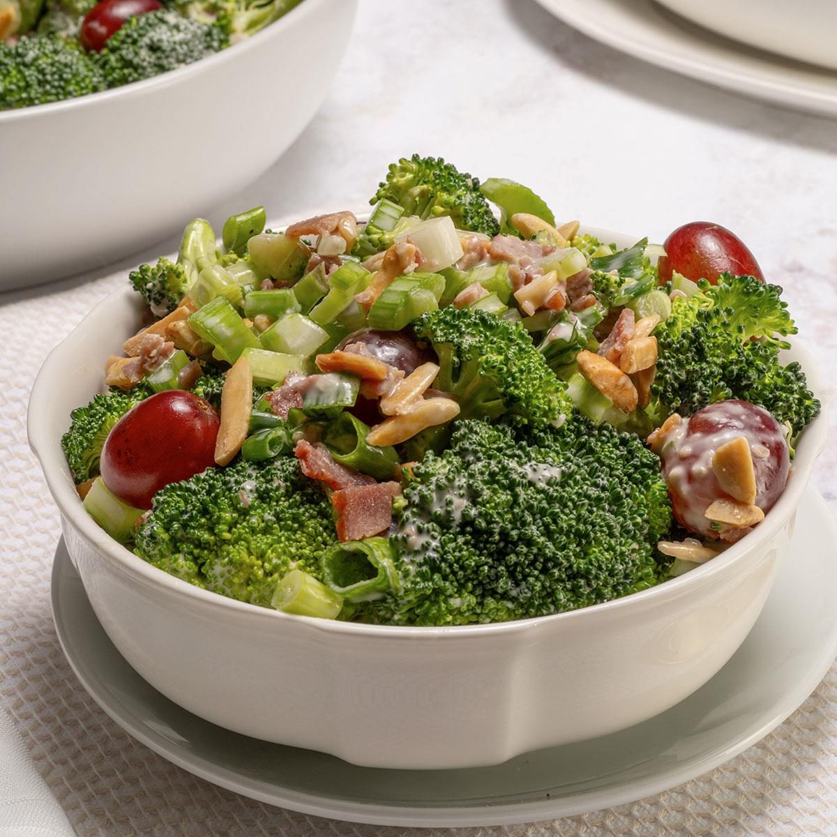 Broccoli Grape Salad Exps Tohd24 16732 Orlycatz 7