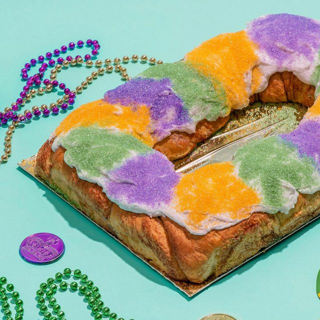 Gambinos King Cake