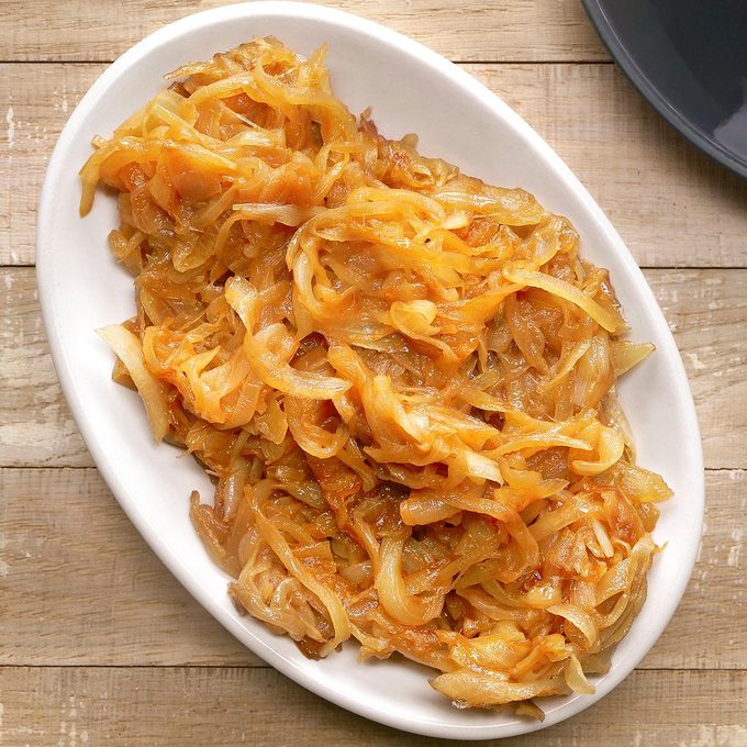 How To Make Caramelized Onions Exps Tohvp25 278615 Mf 01 06 2