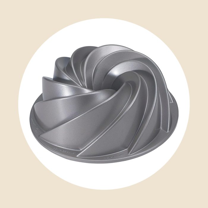 Nordic Ware Heritage Bundt Pan