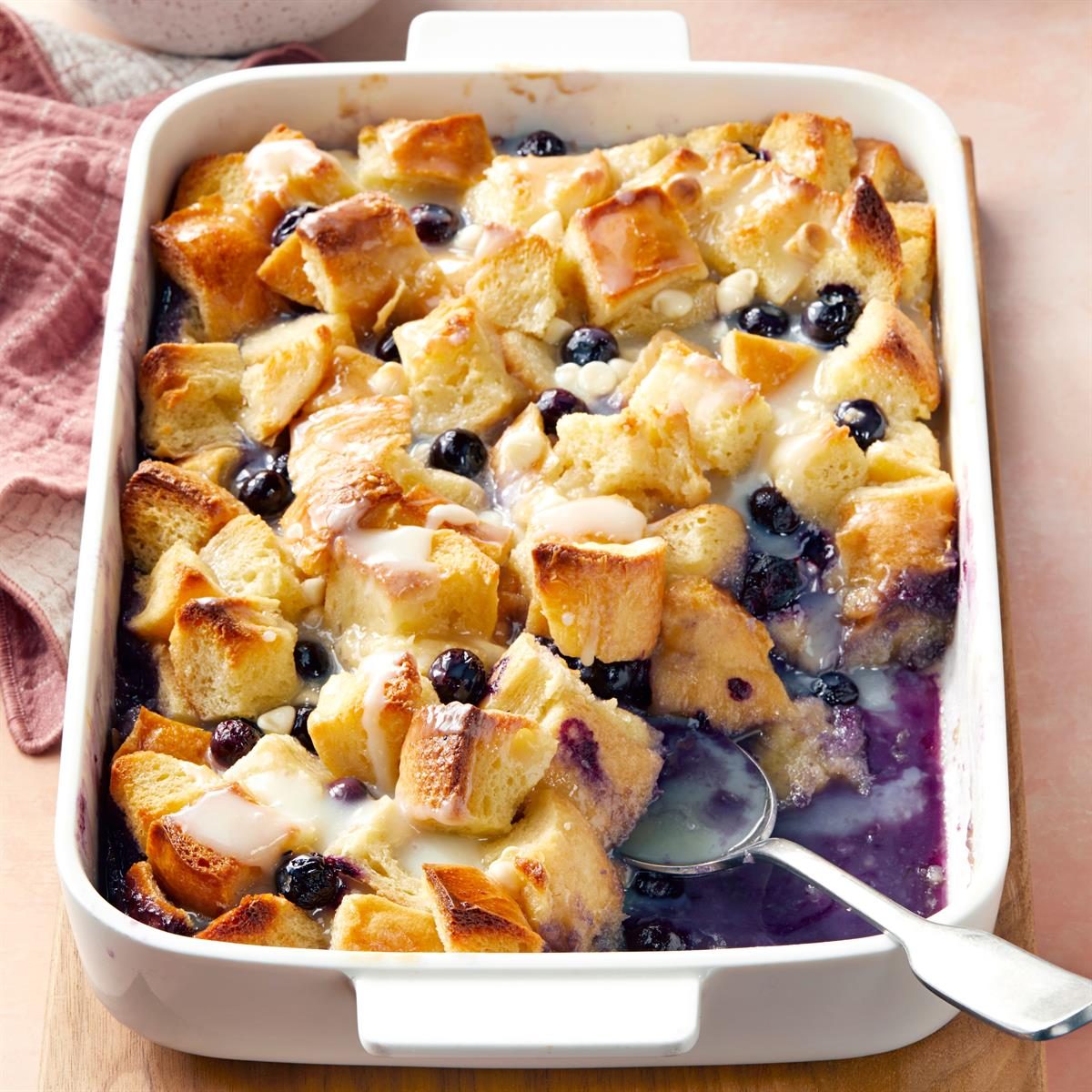 Over The Top Blueberry Bread Pudding Exps Tohx25 48174 Md P2 12 17 2b