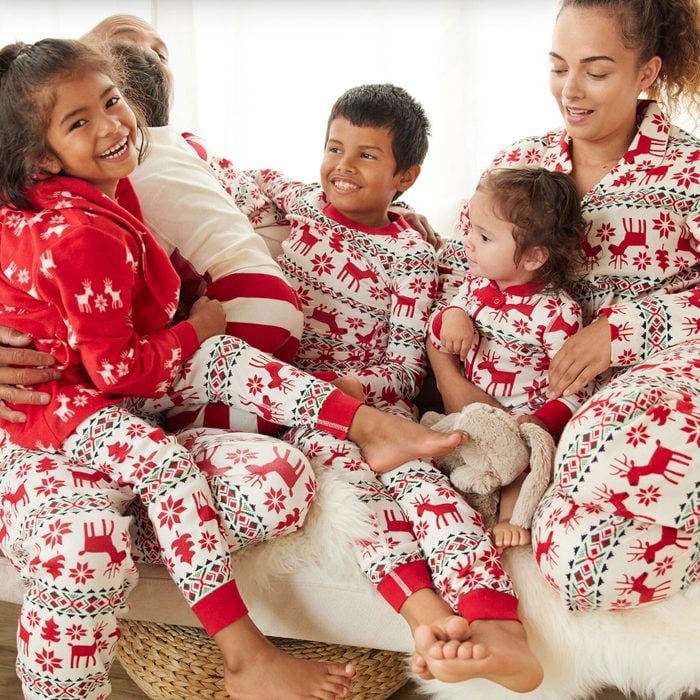 Dear Dee Matching Family Pajamas Via Hannaandersson.com 