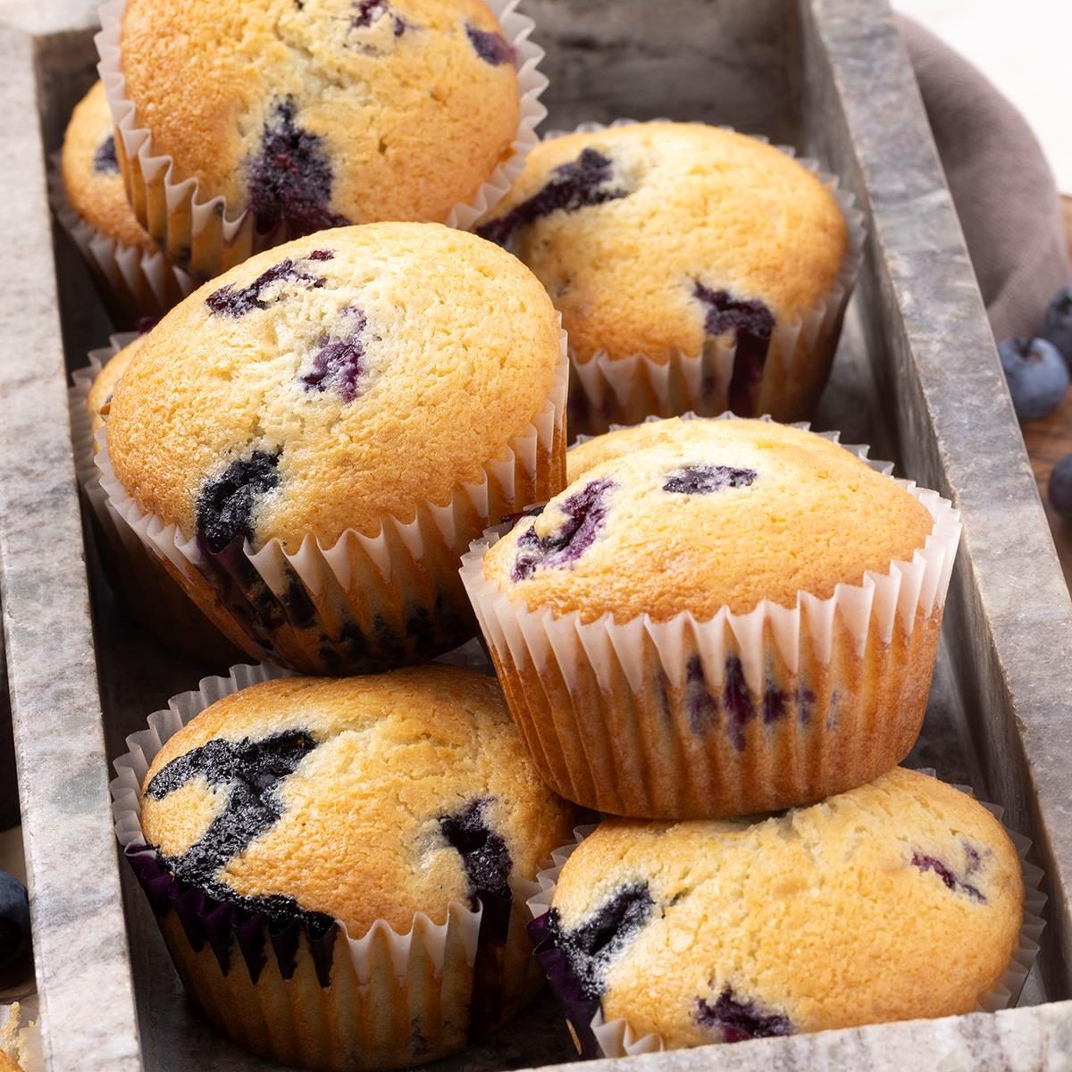 Blueberry Cream Muffins Exps Tohd24 3189 Jenacarlin 10