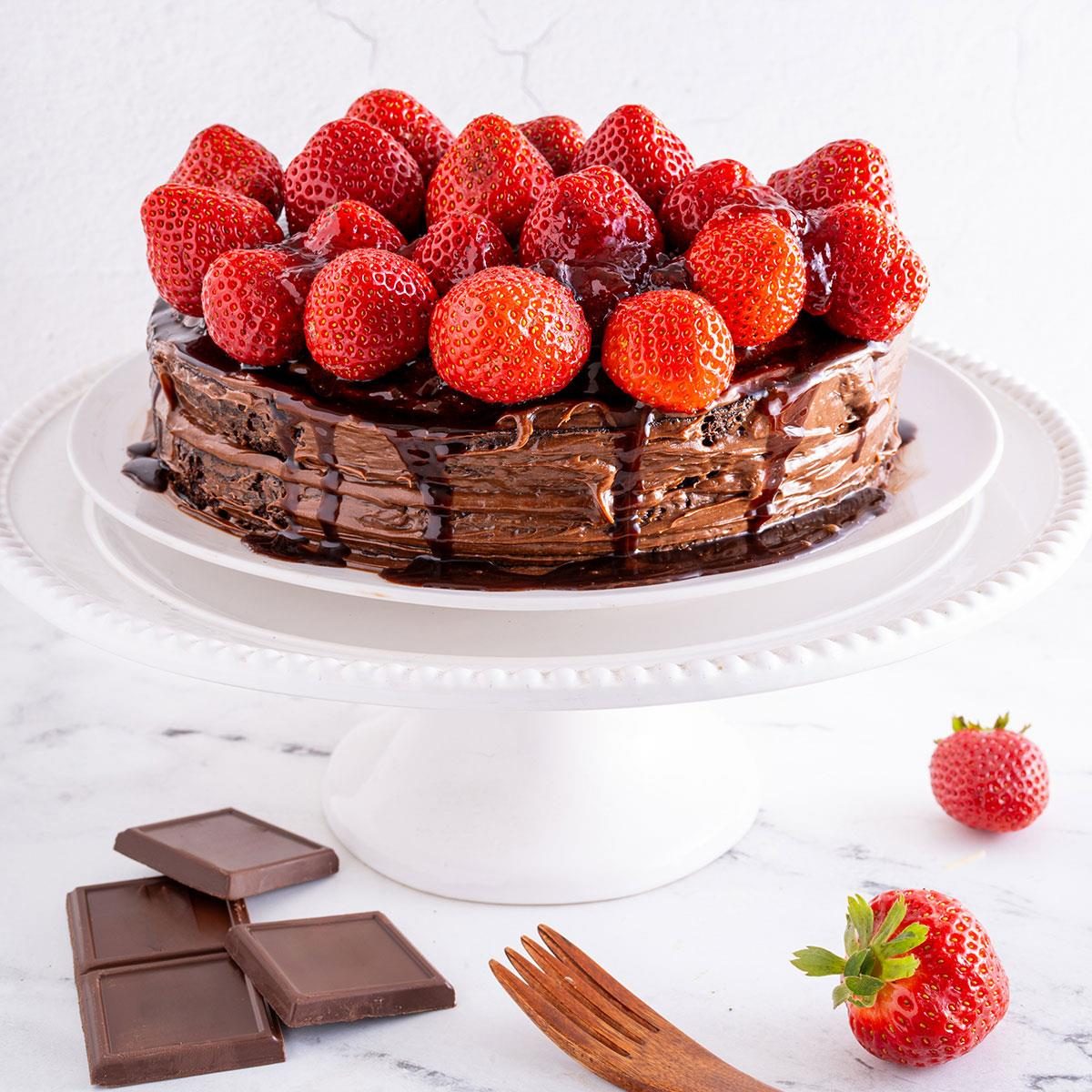 Chocolate Strawberry Celebration Cake Exps Tohd24 46655 Alejandromonfort 9