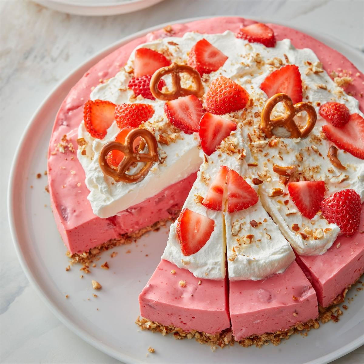 Strawberry Pretzel Pie Exps Toh25 242812 Dr 01 31 10b