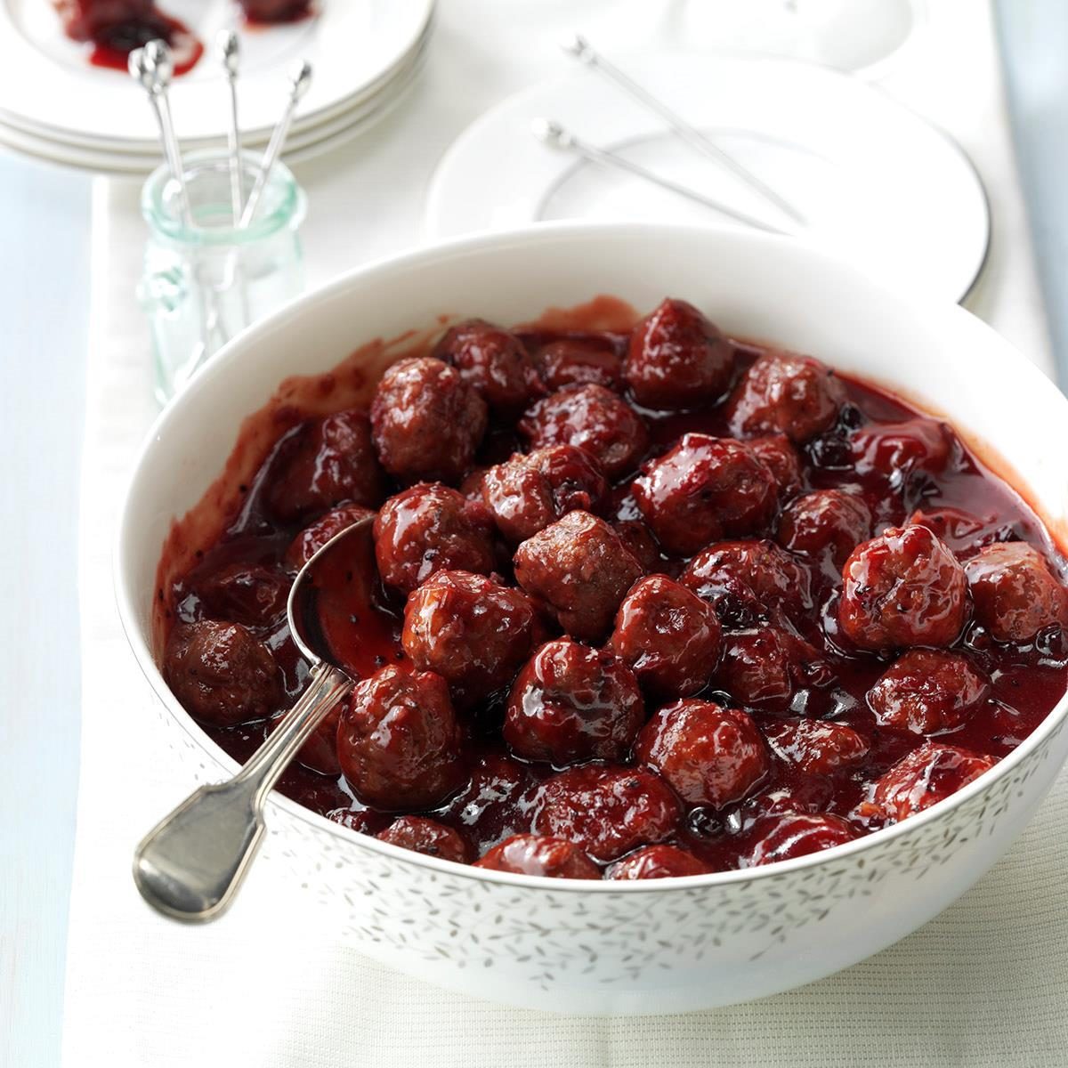 Party Appetizer Meatballs Exps Mrrmz16 7 C09 16 1b 1